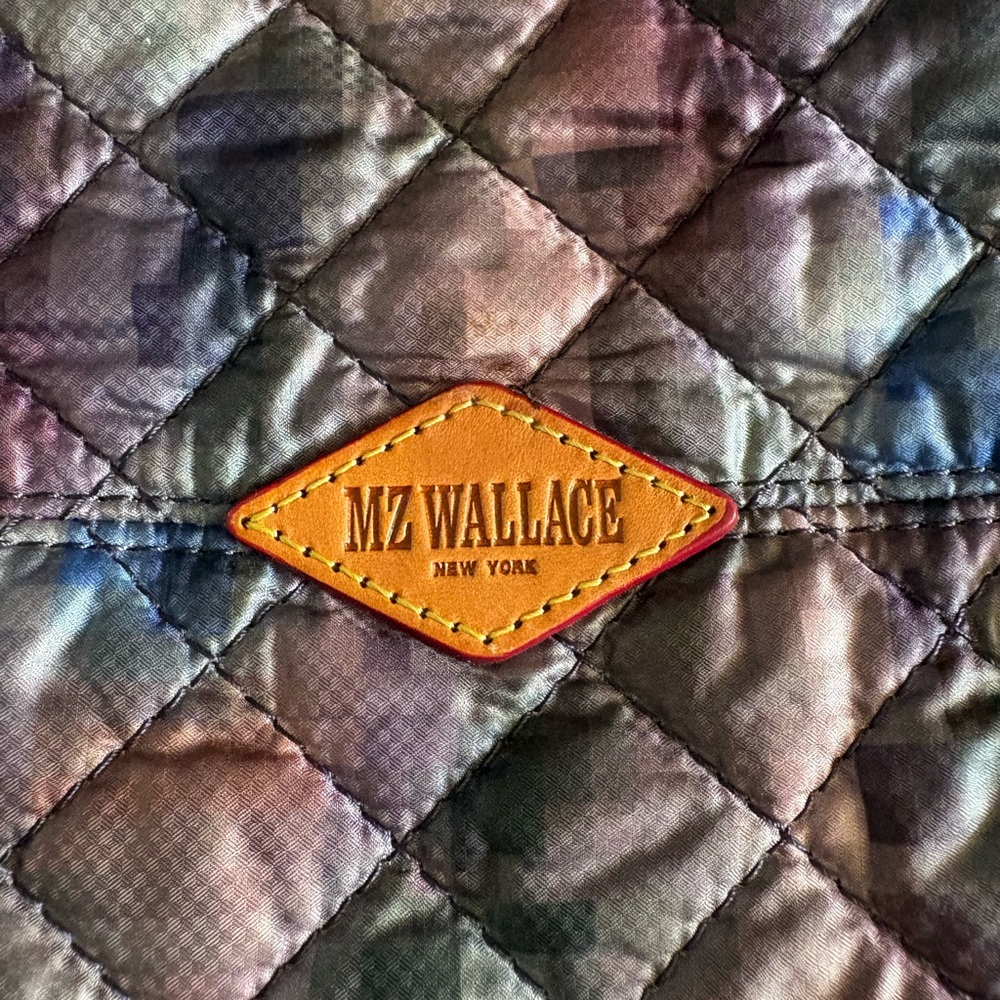 Mz Wallace Medium Metro Tote in Rare Pixel Print - Picture 7 of 10